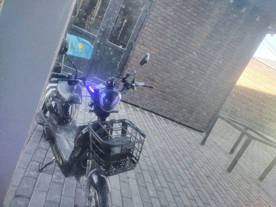 Прадаю ск8 за 120000тг