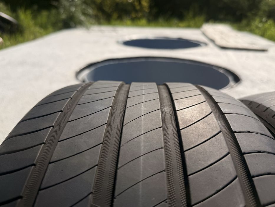 Летни гуми 235/40/18 ДОТ:20 MICHELIN