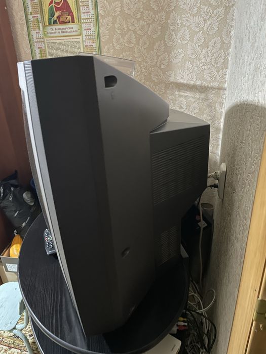 Продам Телевизор LG(рабочий)