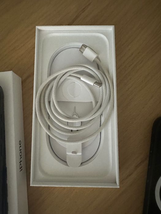 iPhone 16 Pro 128gb Black Titanium