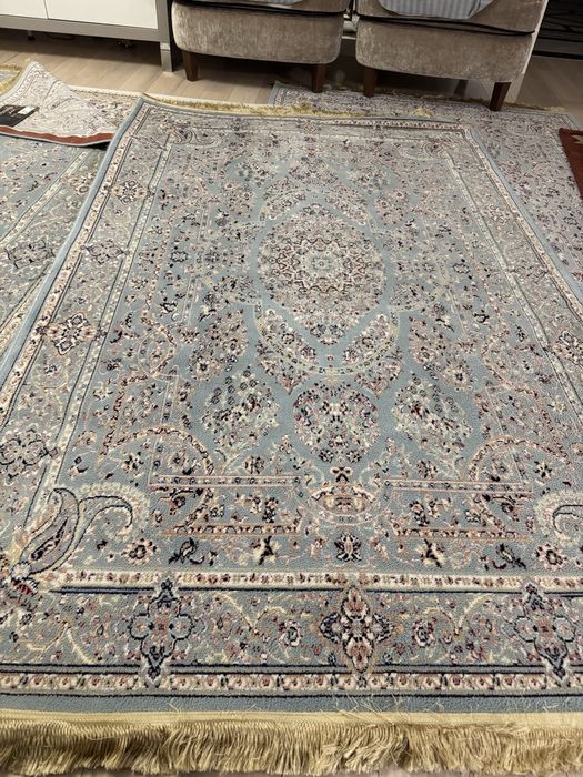 Ковры б/у, в отличном состоянии, после химчистки