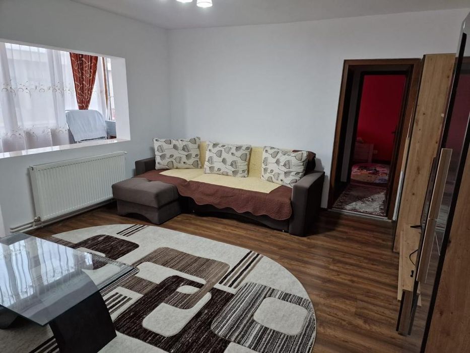 Proprietar vand apartament