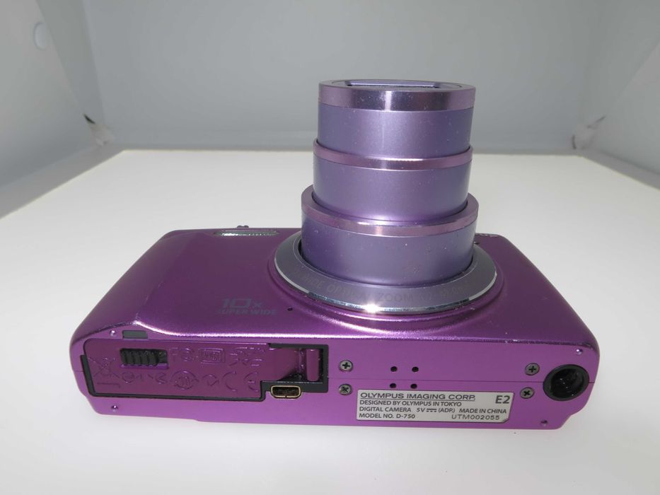 Olympus D750 16MP розов фотоапарат цифрова камера, работи перфектно