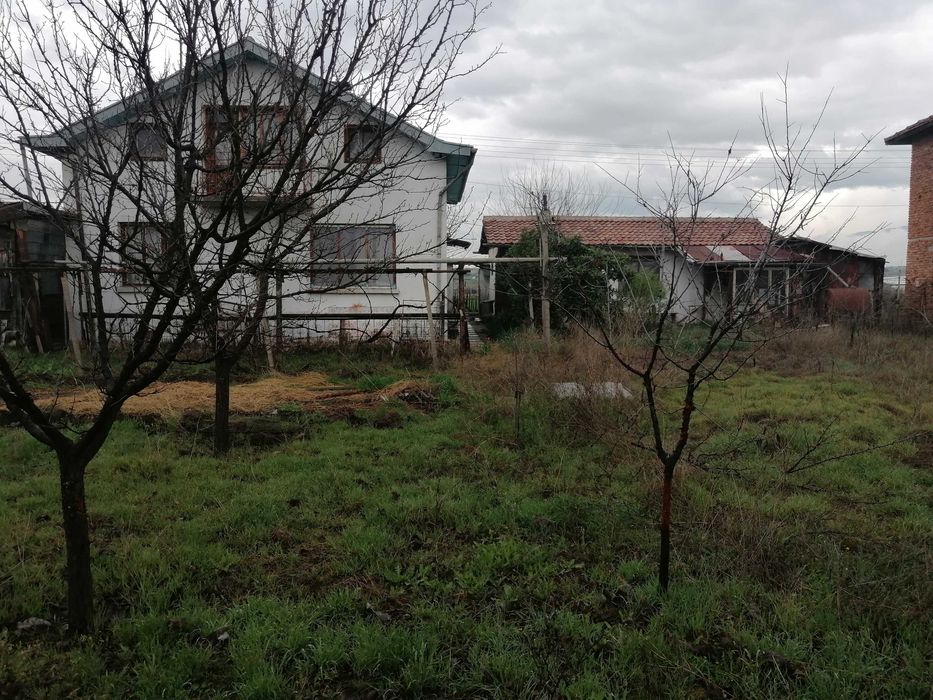 Продавам къща и земеделска земя  в с. Ново Делчево, общ. Сандански