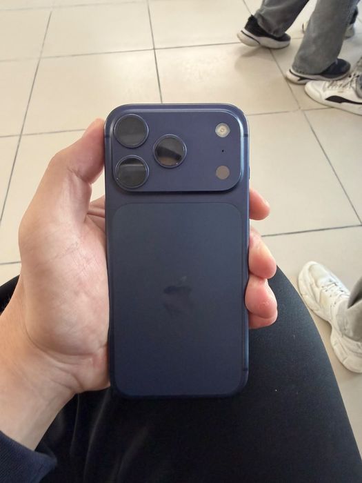 17 про 256гб iPhone