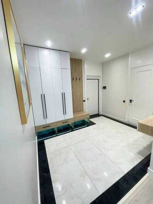 СРОЧНО!! Продается квартира с невероятным видом ID04