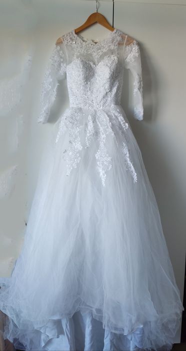 Продам свадебны платья