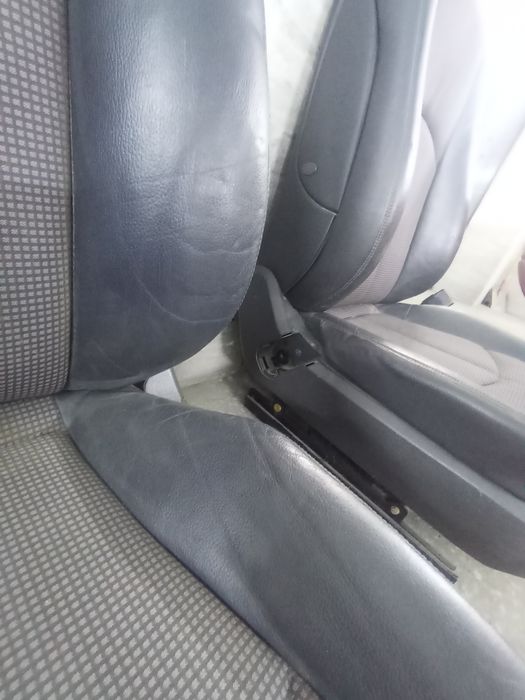 Продам сиденье два передних от Mercedes W211
