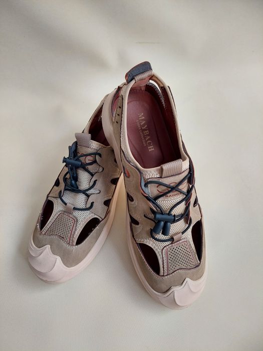 Кроссовки летние