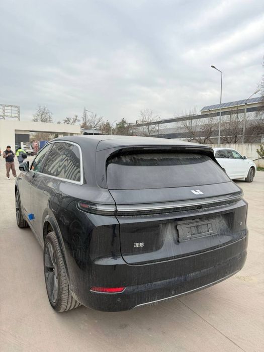 Li7 ultra restayling 2025 yil