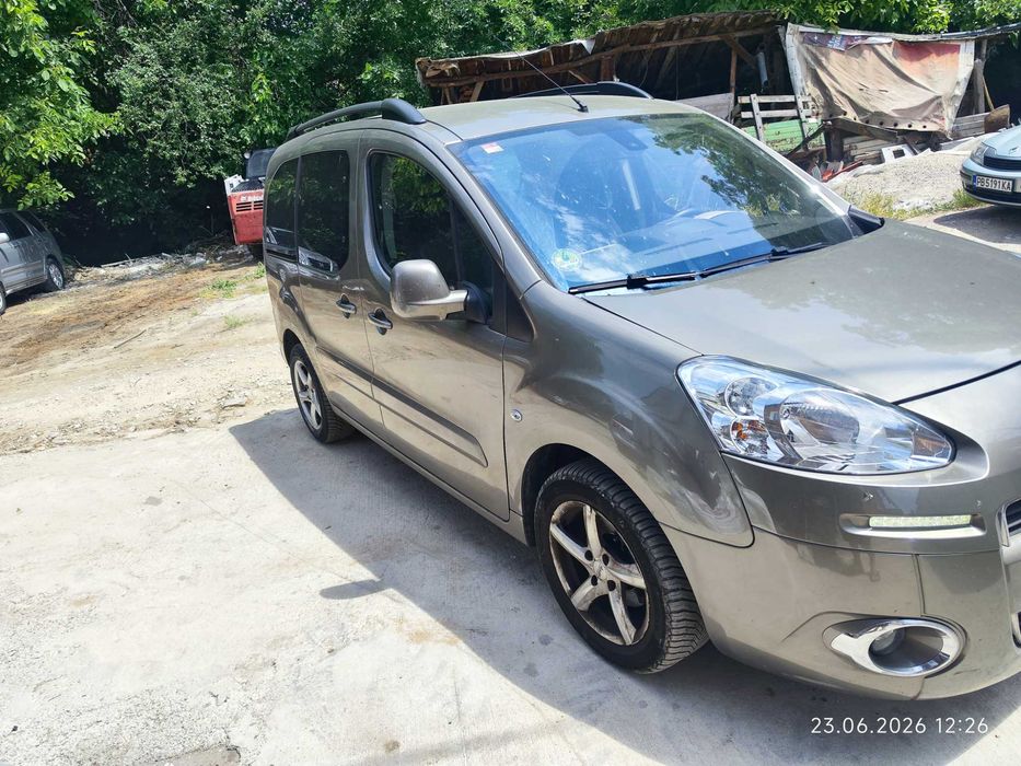 Продавам Peugeot partner