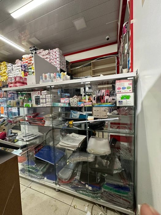 Продаётся кассовый стол