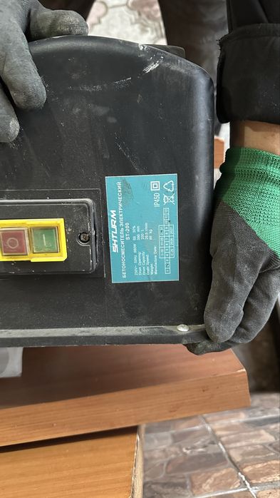 Бетоно мешалка пользовались 1 раз