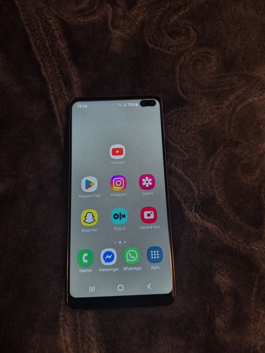 Vând samsung s10+ cu ecran zgâriat