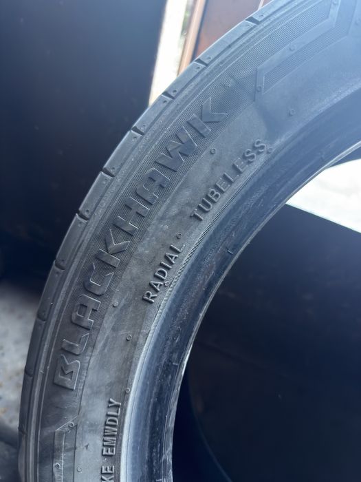 Продам косплект шин