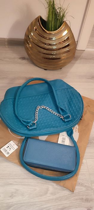 Gentuta de mana albastru turcoaz, portofel cadou