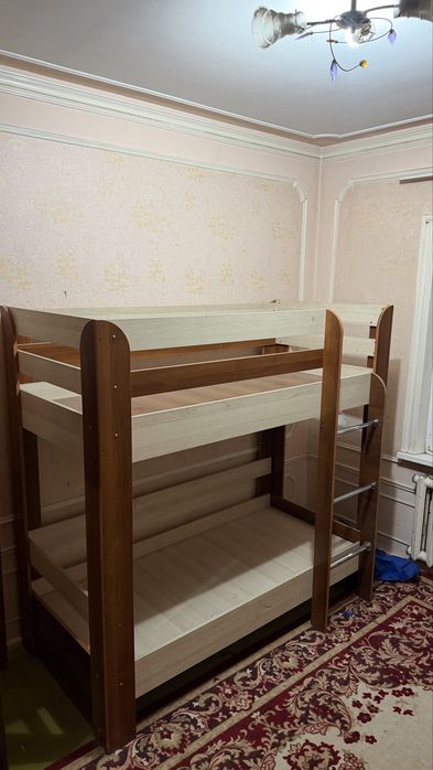 Детский двухэтажная кровать