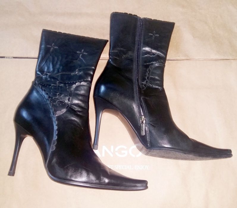Cizme cu toc dama (varf ascutit) «BootQueen »