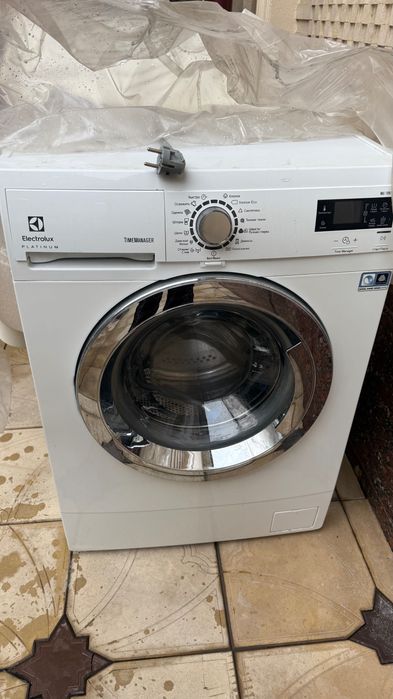 Стиральная машина б/у цена договорная