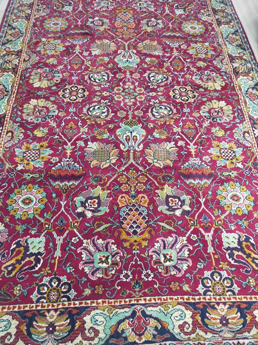 Продам     ковер