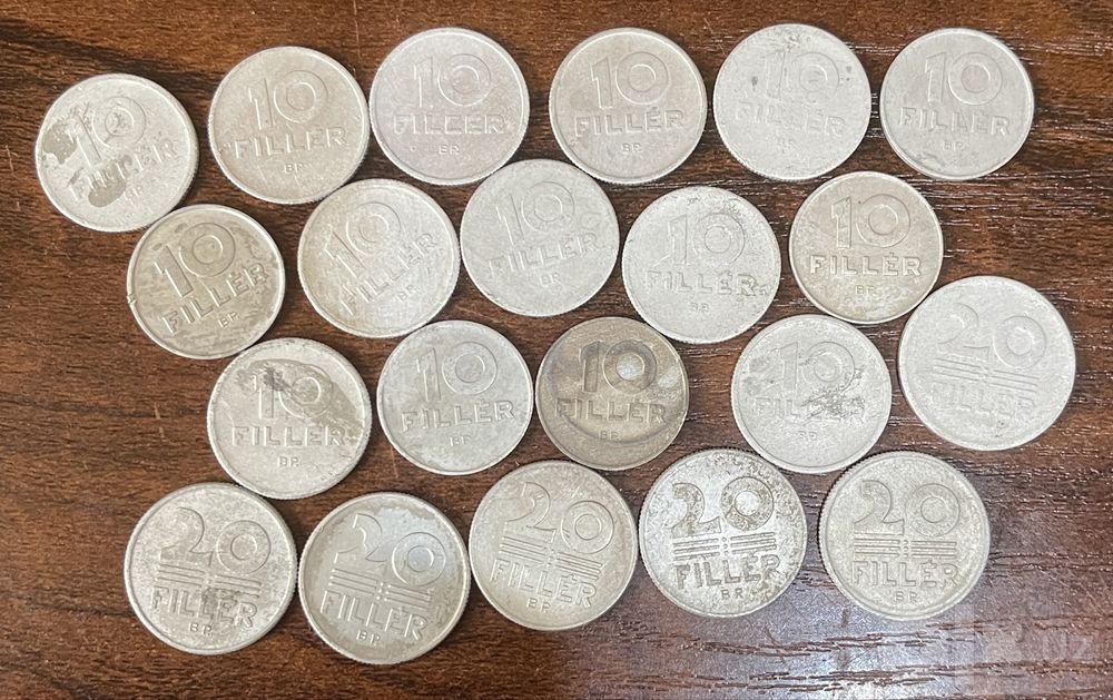 Продам разные монеты