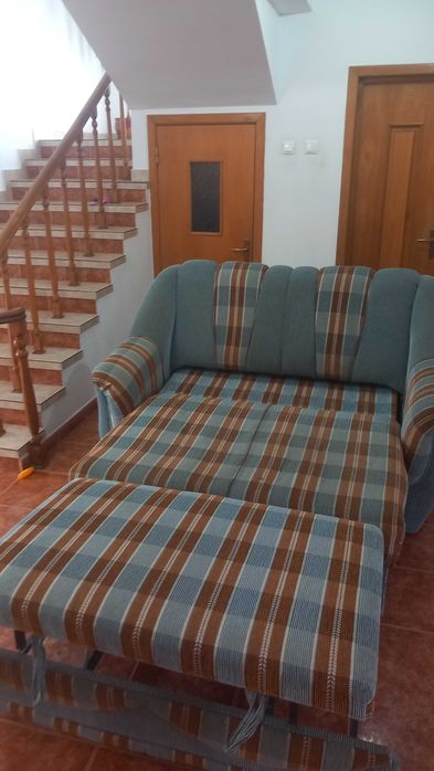 Vând canapea extensibila 2 locuri - Voluntari