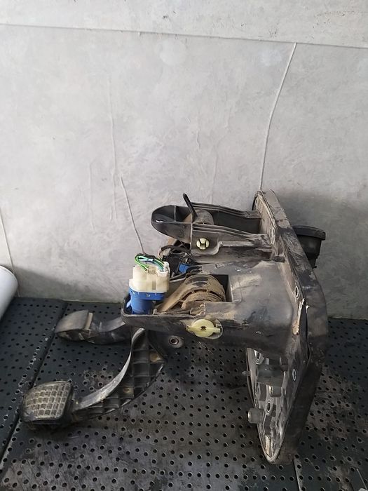 Ansamblu pedalier 2.3 hdi iveco daily 6 2019 5801492032