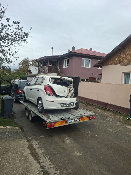 Dezmembrez hyundai i20 benzina 1.3