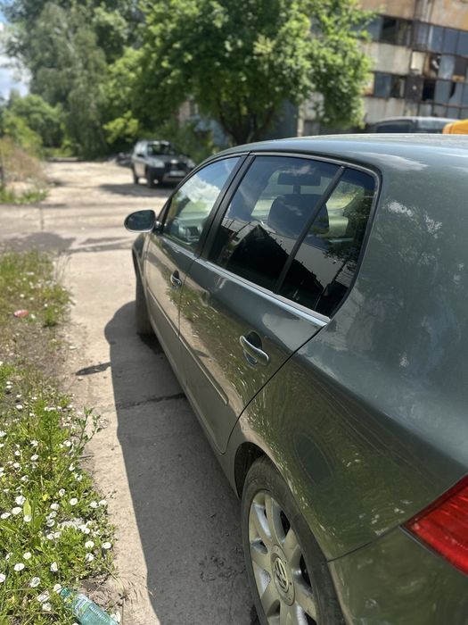 Golf 5 2012 година