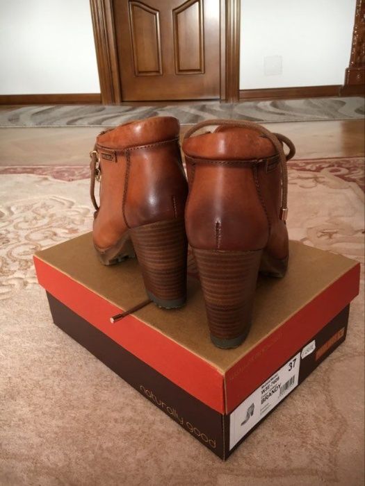 BOTINE PIKOLYNOS maro marime 37