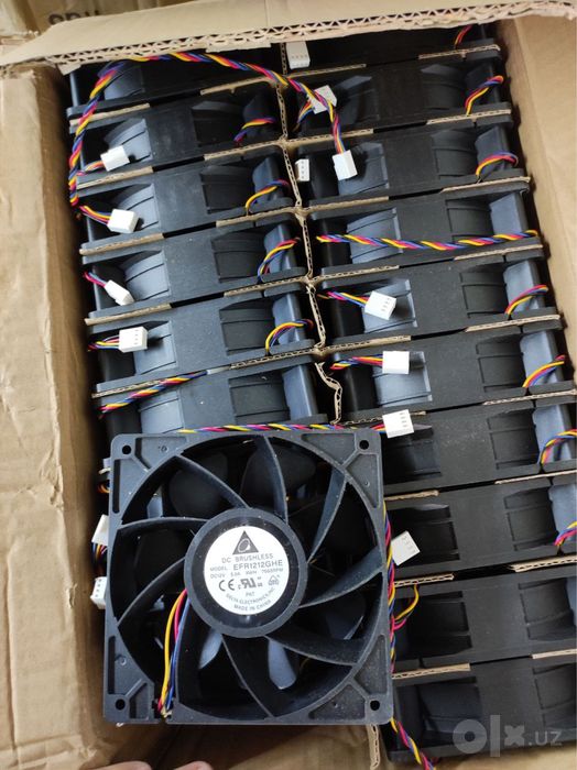 Промышленный вентилятор Delta Electronics EFR1212GHE  5 а