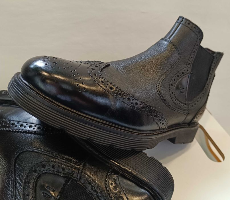 Ghete chelsea brogue 40 40.5 premium Bata piele naturala moale