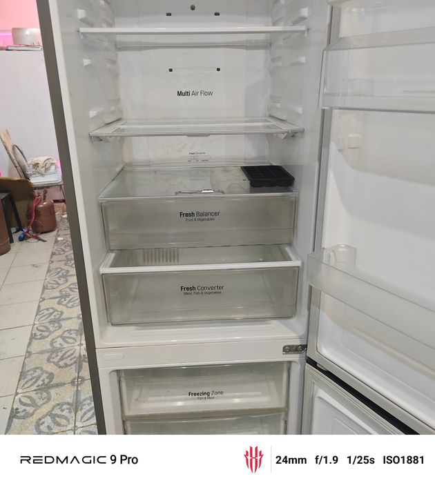 LG холодильник продам