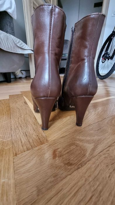 Botine piele, marimea 36