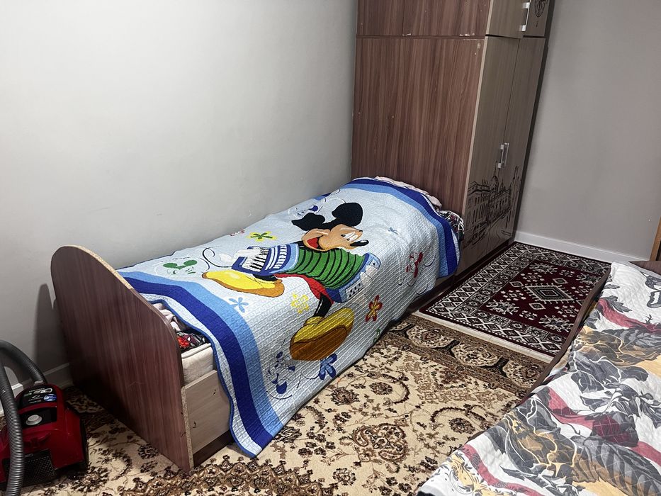 шкаф+кровать с матрасом детская