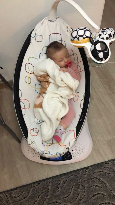 Vând Balansoar 4moms