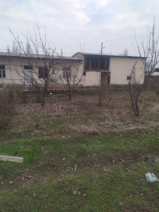 Уй сотилади 1 200 м2