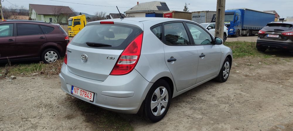 Hyundai i30,benzină, hatchbac
