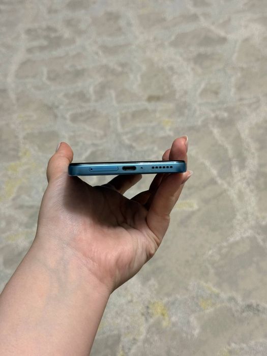 Продам б.у. Xiaomi Redmi Note 12 Pro 6/256GB