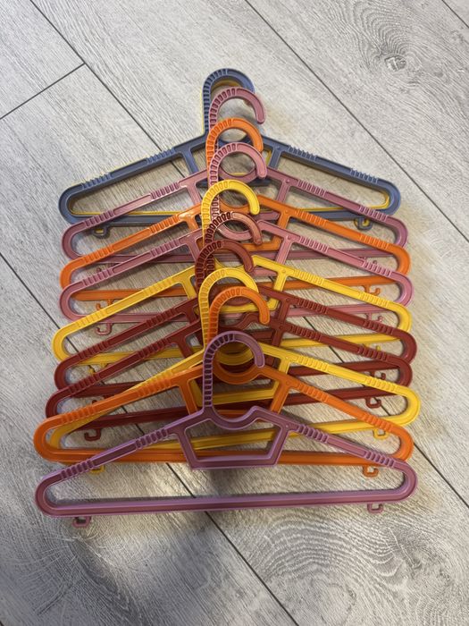 Вешалки детские подростковые