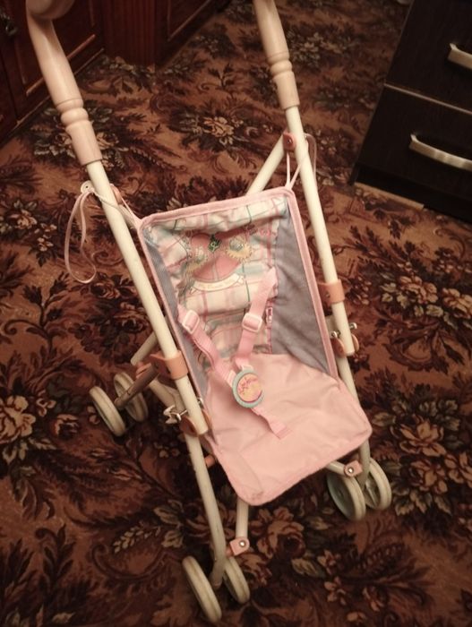 Коляска для кукол