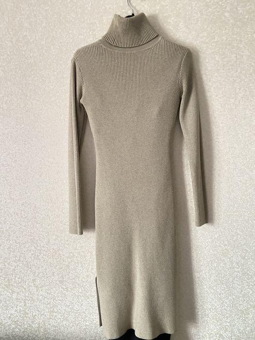 Платья на девочку, девушку