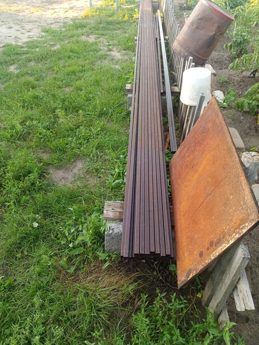 Продается профильные трубы 20*20 / 40*20