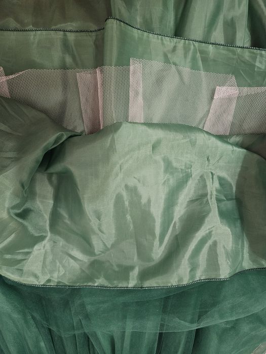 Нарядное платье для девочки