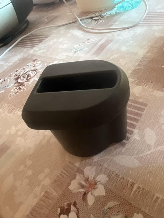 Scrumiera auto si suport telefon auto noi Skoda