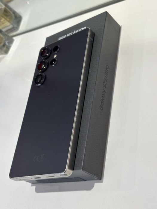 Samsung s25 ultra 256GB-кото нов
