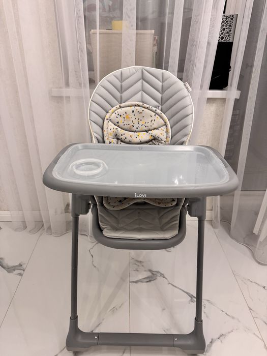 Продам детский стульчик ilovi
