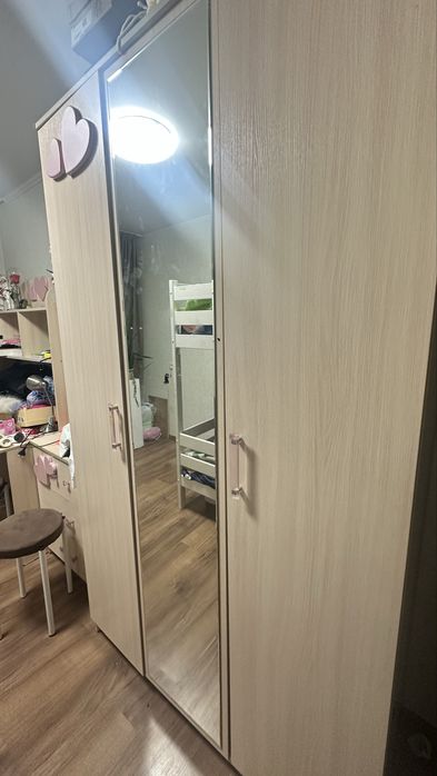 Продам шкаф для одежды