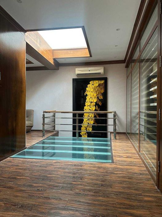 Ул.Никитина .Продам  эксклюзивный дом из 5 комнат  на 2.2 сотках.