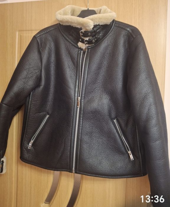 Vând jachetă stil cojocel